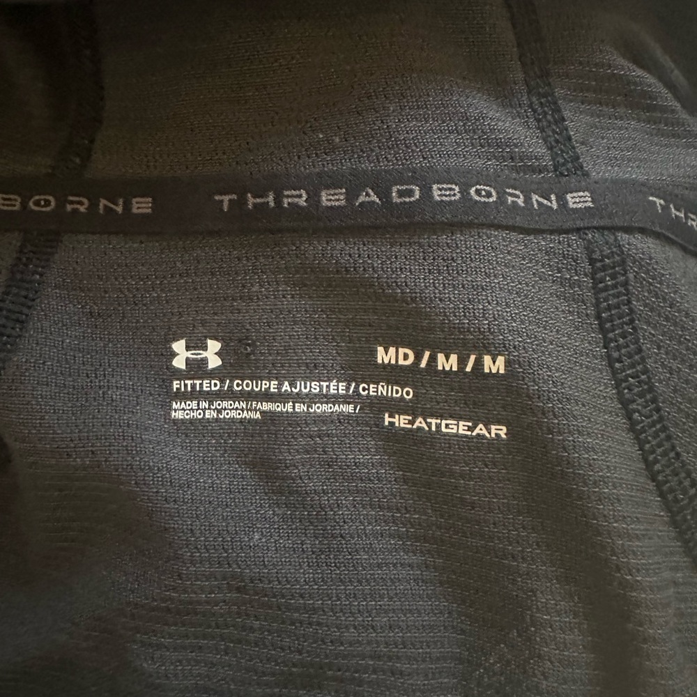 Men’s pre own as is HeatGear size M medium l/s hoodie shirt under armour UA - Picture 3 of 4